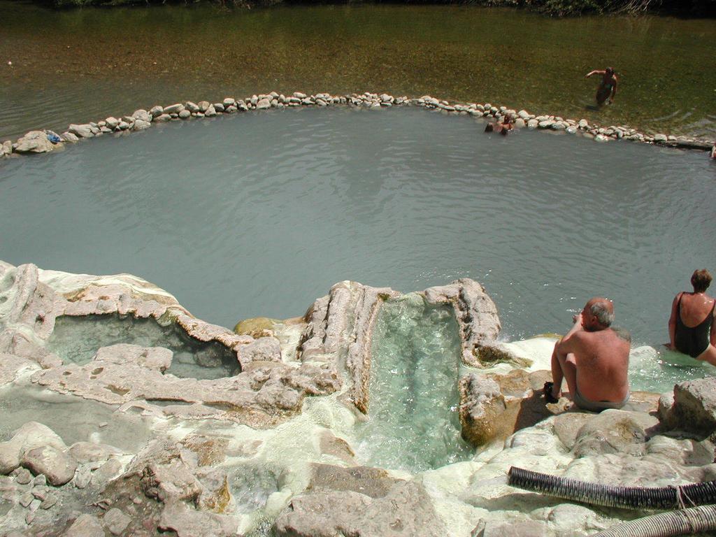 Villa Casa Guaitoli Bagni Di Petriolo Exterior foto